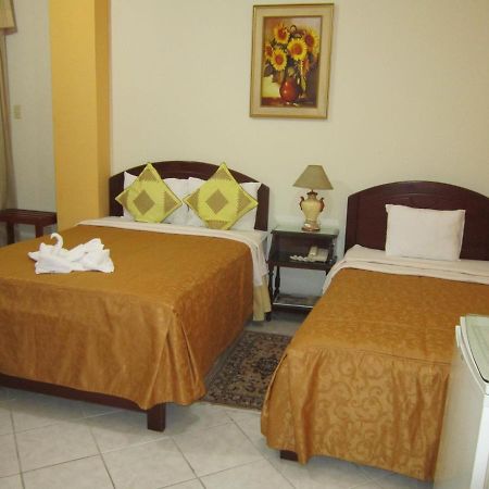 Hotel Plaza Bolognesi 344 Trujillo Zewnętrze zdjęcie