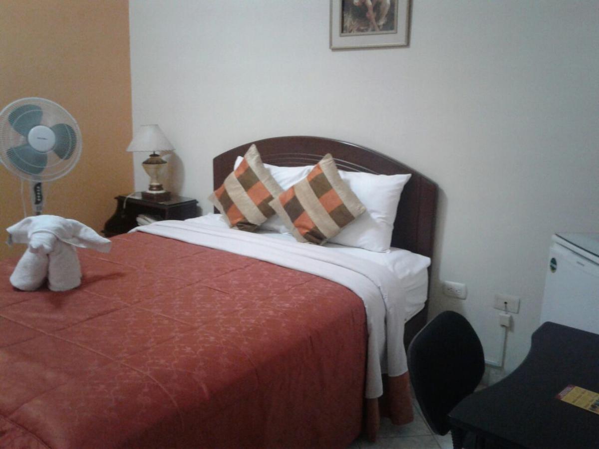 Hotel Plaza Bolognesi 344 Trujillo Zewnętrze zdjęcie